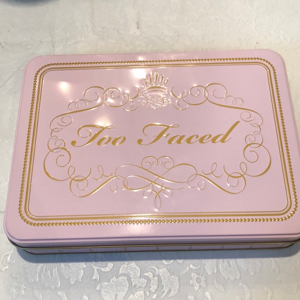 Too Faced Sweet Indulgences Eyeshadow Palette